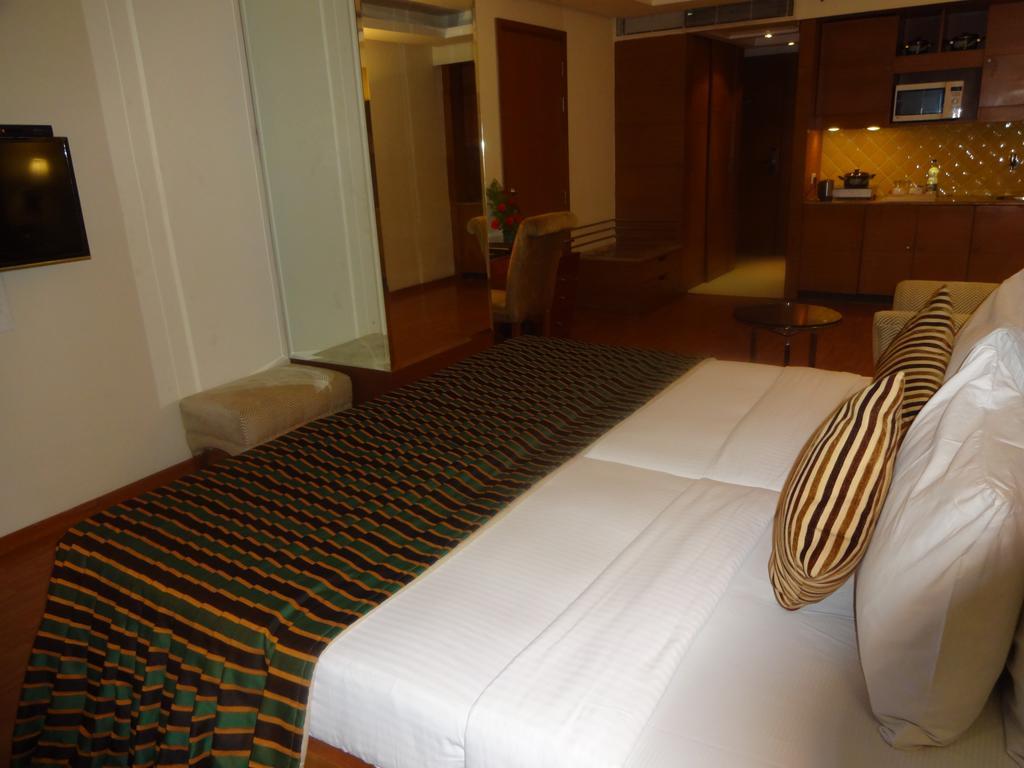 Hotel Ohris Banjara Hyderabad Exterior foto